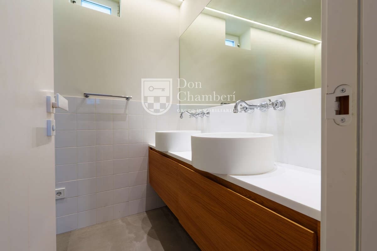 3 bedroom Flat for rent in Madrid city - € 3,500 (Ref: 9455740)