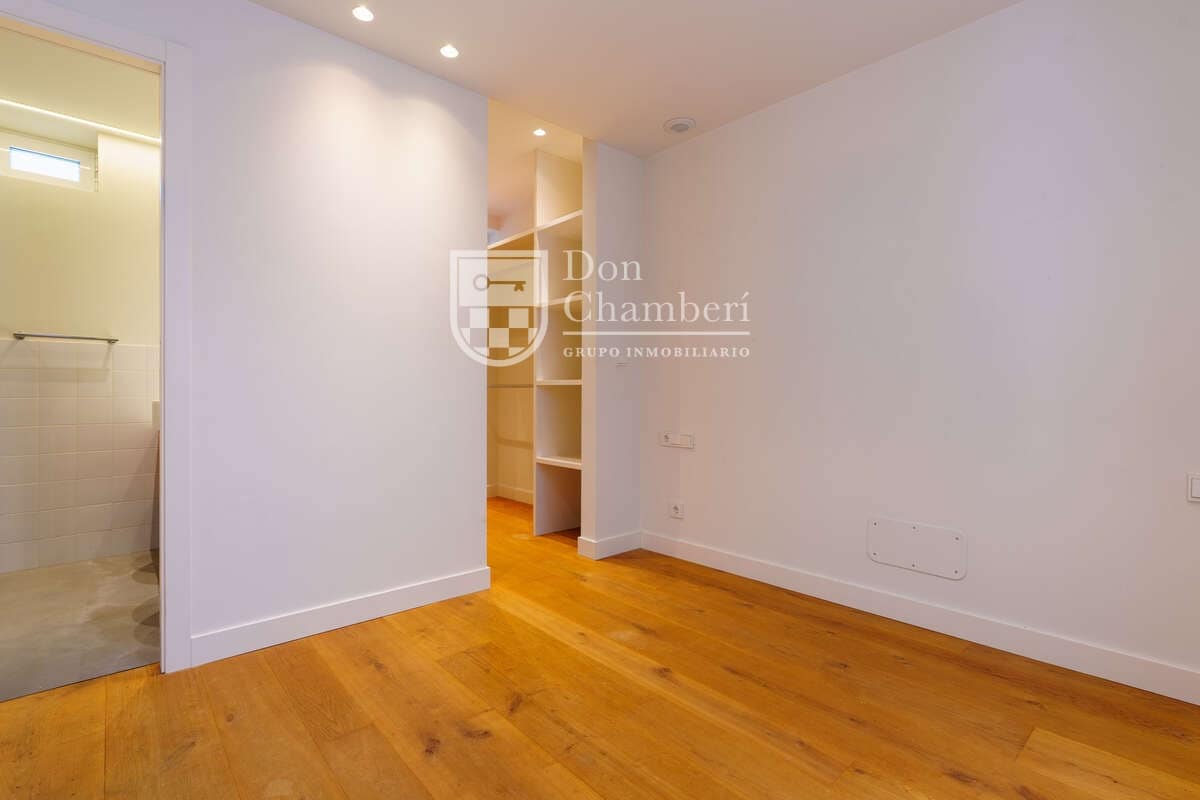 3 bedroom Flat for rent in Madrid city - € 3,500 (Ref: 9455740)