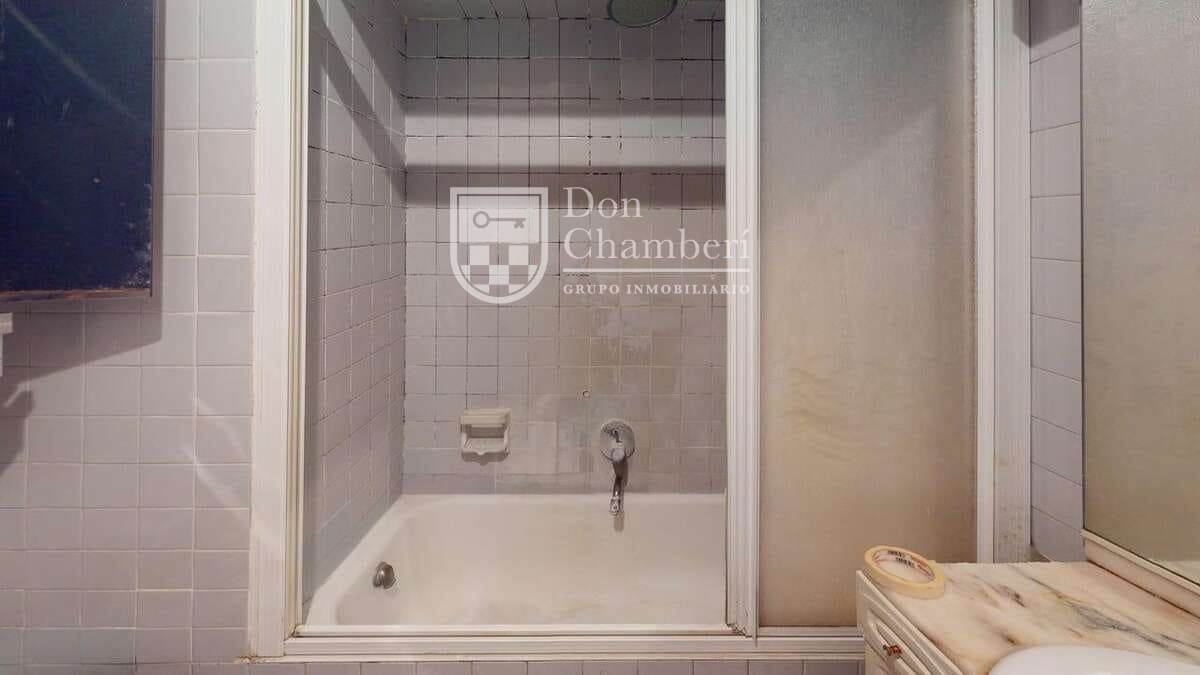 Piso de 4 habitaciones en Madrid ciudad en venta con garaje - 1.880.000 € (Ref: 9503723)