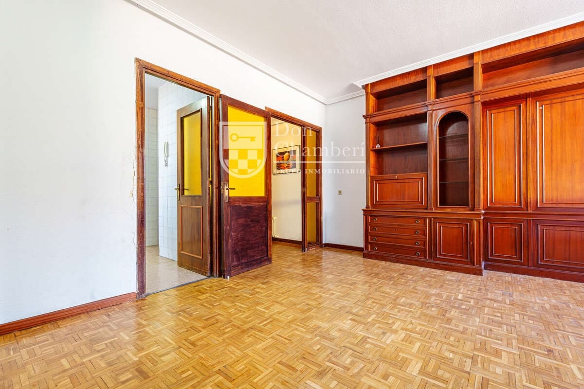3 quarto Apartamento para venda em Madrid cidade - 869 000 € (Ref: 9536581)