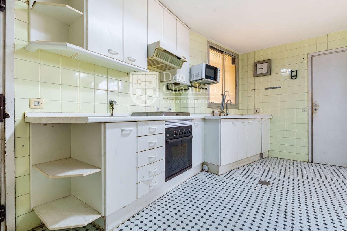 4 soverom Leilighet til salgs i Madrid by med garasje - € 1 880 000 (Ref: 9560750)