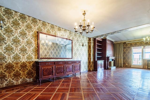 4 sovrum Lägenhet till salu i Chamberí, Madrid stad med garage - 1 880 000 € (Ref: 9560750)