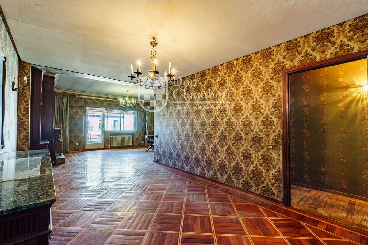 4 soverom Leilighet til salgs i Madrid by med garasje - € 1 880 000 (Ref: 9560750)