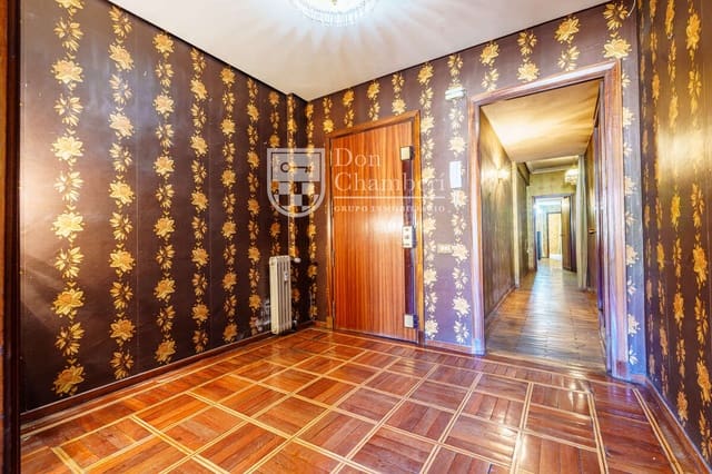 4 sovrum Lägenhet till salu i Chamberí, Madrid stad med garage - 1 880 000 € (Ref: 9560750)