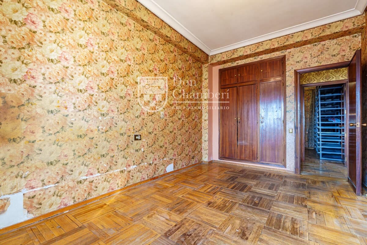 4 soverom Leilighet til salgs i Madrid by med garasje - € 1 880 000 (Ref: 9560750)