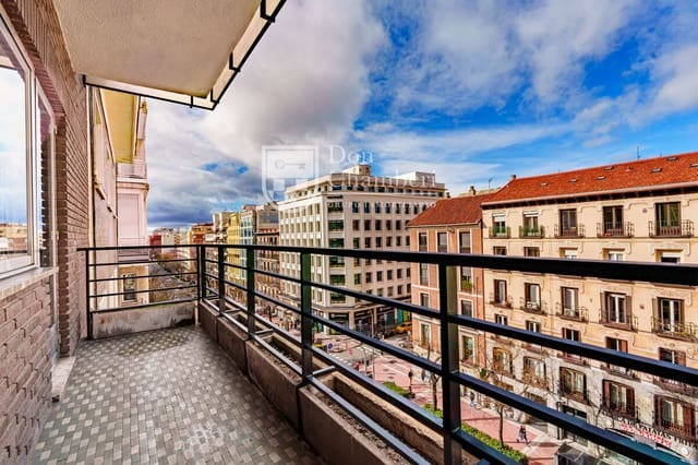 4 sovrum Lägenhet till salu i Chamberí, Madrid stad med garage - 1 880 000 € (Ref: 9560750)