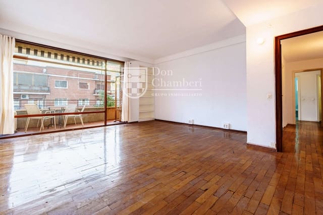 4 quarto Apartamento para arrendar em Madrid cidade - 1 850 € (Ref: 9581429)