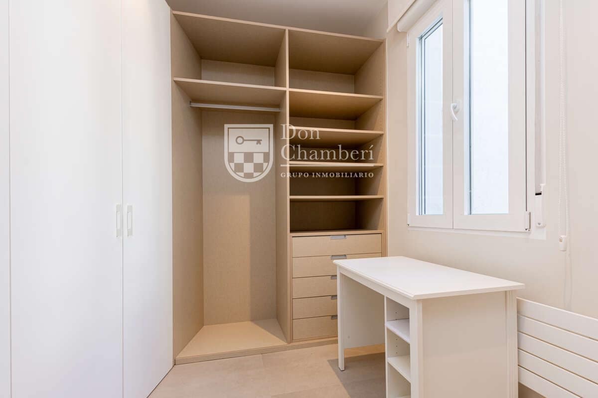 1 bedroom Flat for sale in Madrid city - € 650,000 (Ref: 9585295)