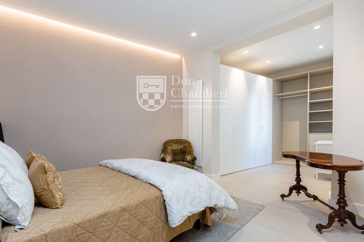 1 bedroom Flat for sale in Madrid city - € 650,000 (Ref: 9585295)