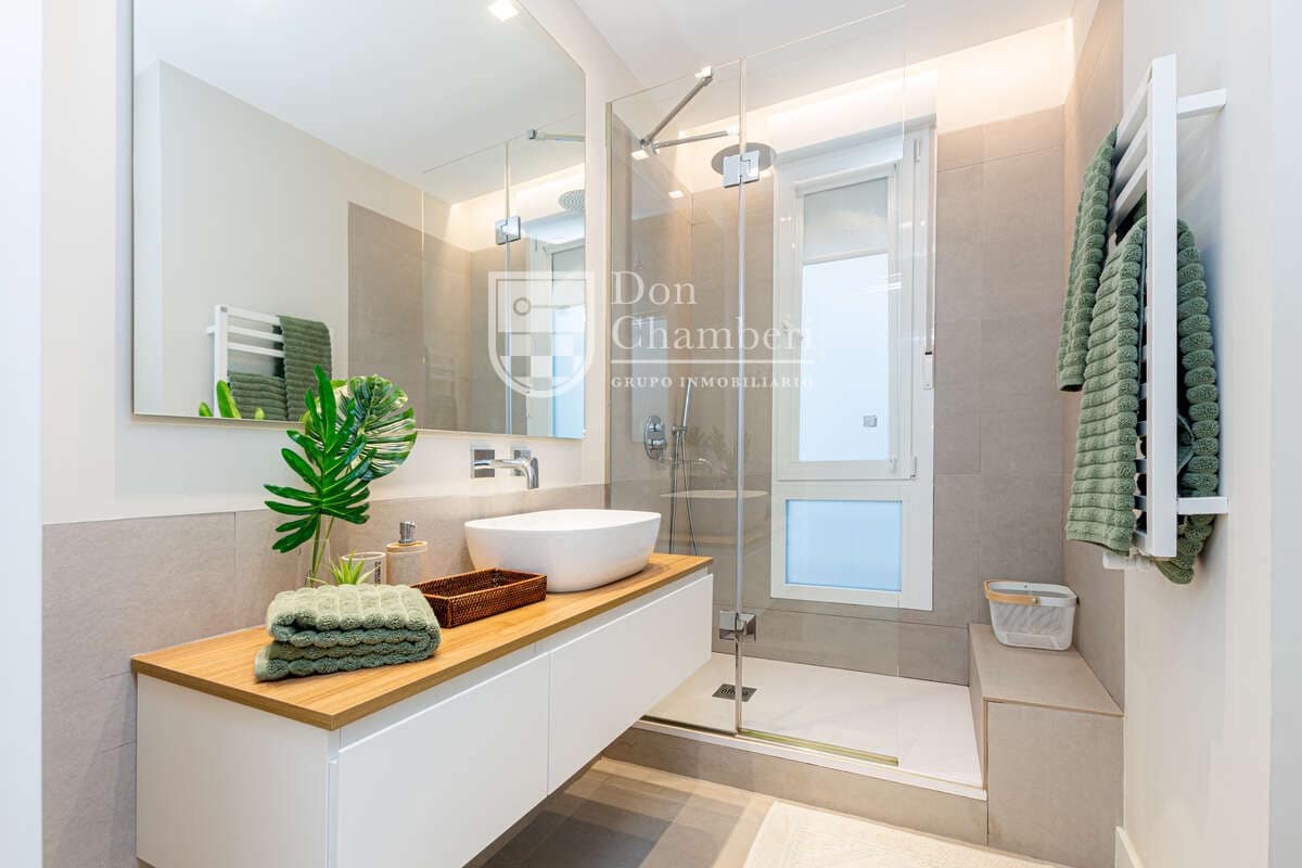 1 bedroom Flat for sale in Madrid city - € 650,000 (Ref: 9585295)