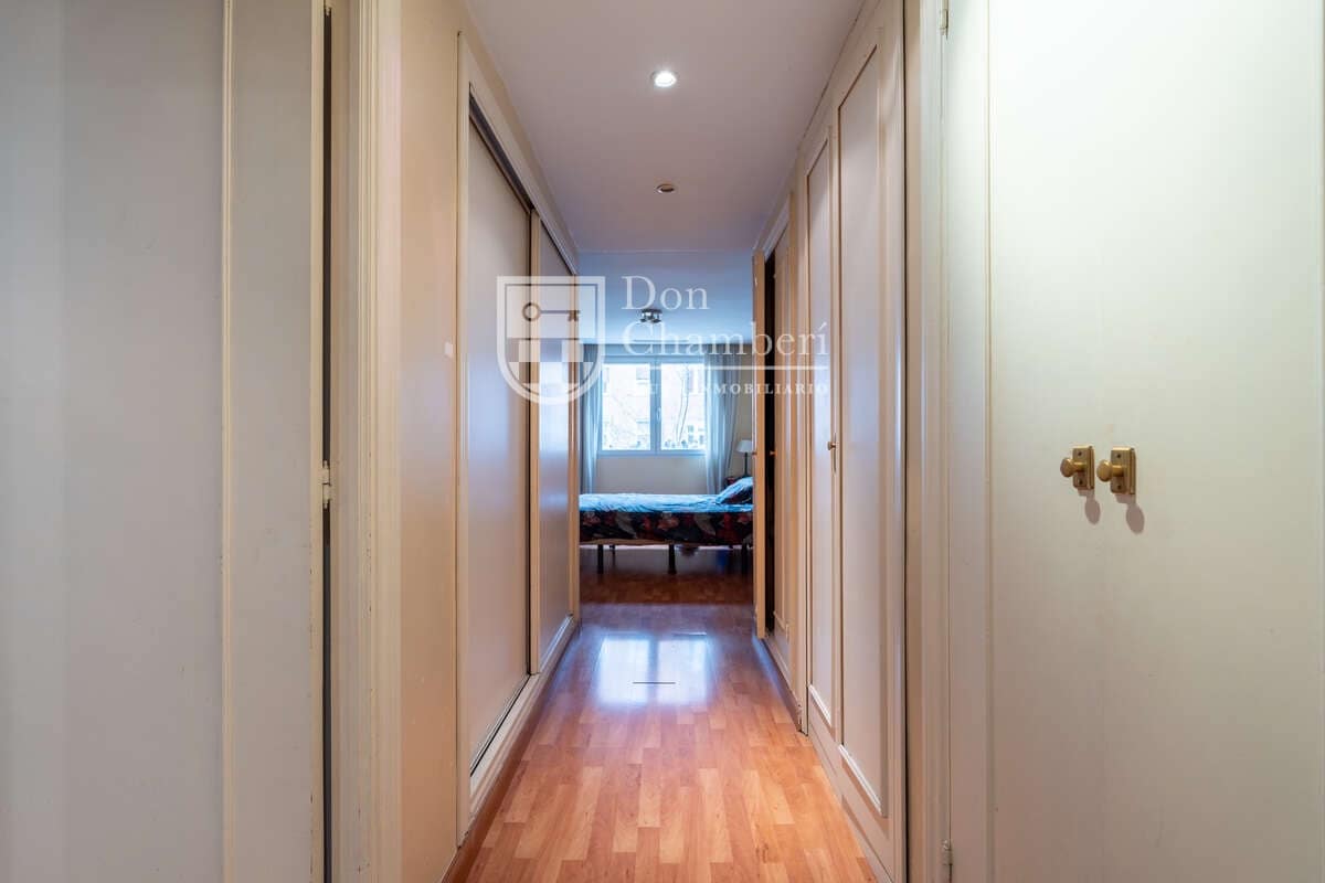 1 bedroom Flat for sale in Madrid city - € 630,000 (Ref: 9617917)