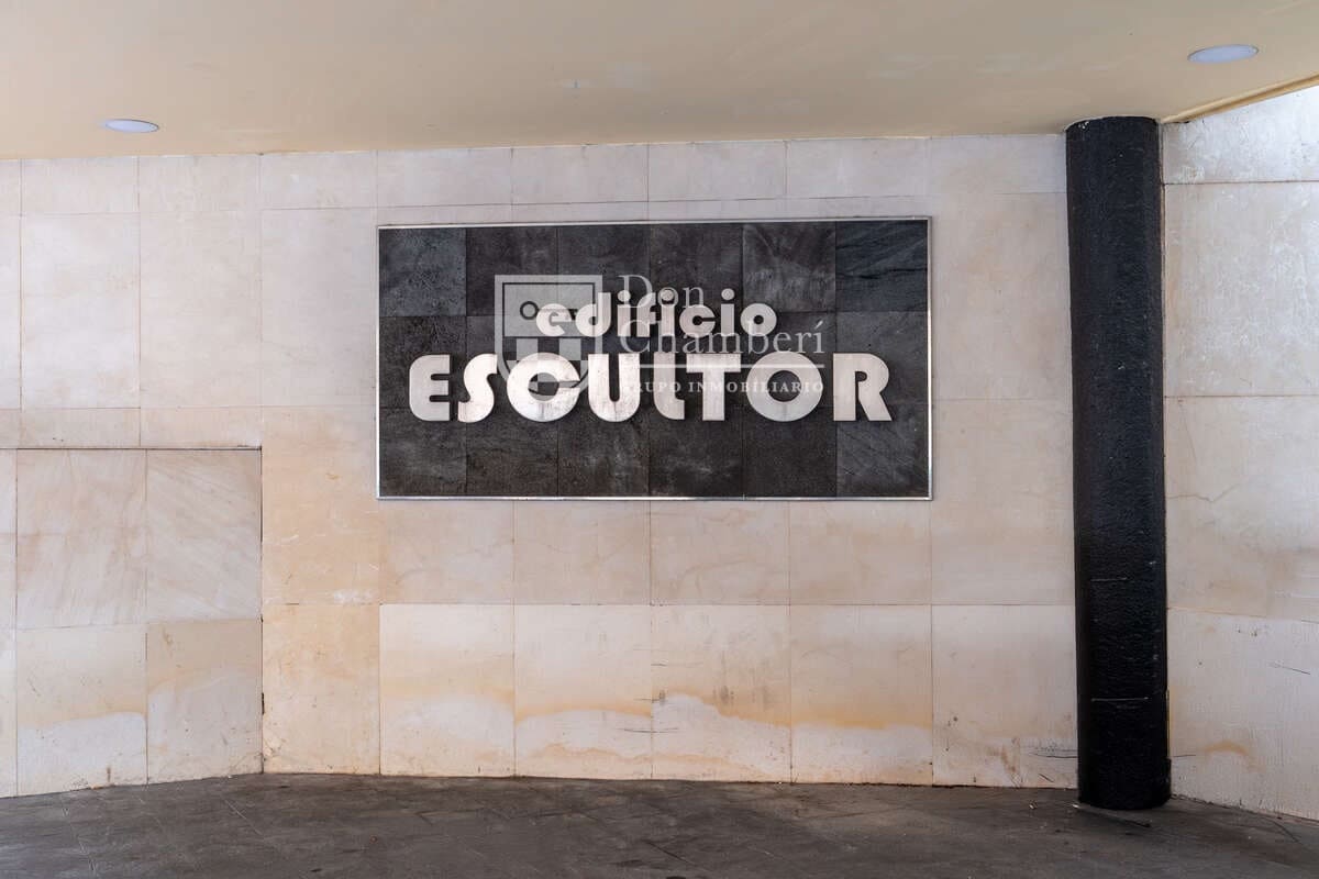 1 bedroom Flat for sale in Madrid city - € 630,000 (Ref: 9617917)