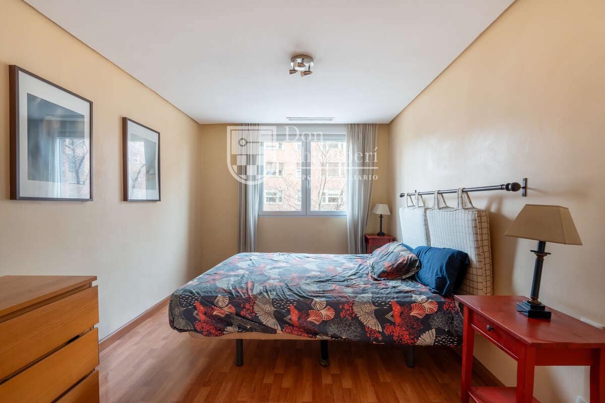 1 bedroom Flat for sale in Madrid city - € 650,000 (Ref: 9617918)