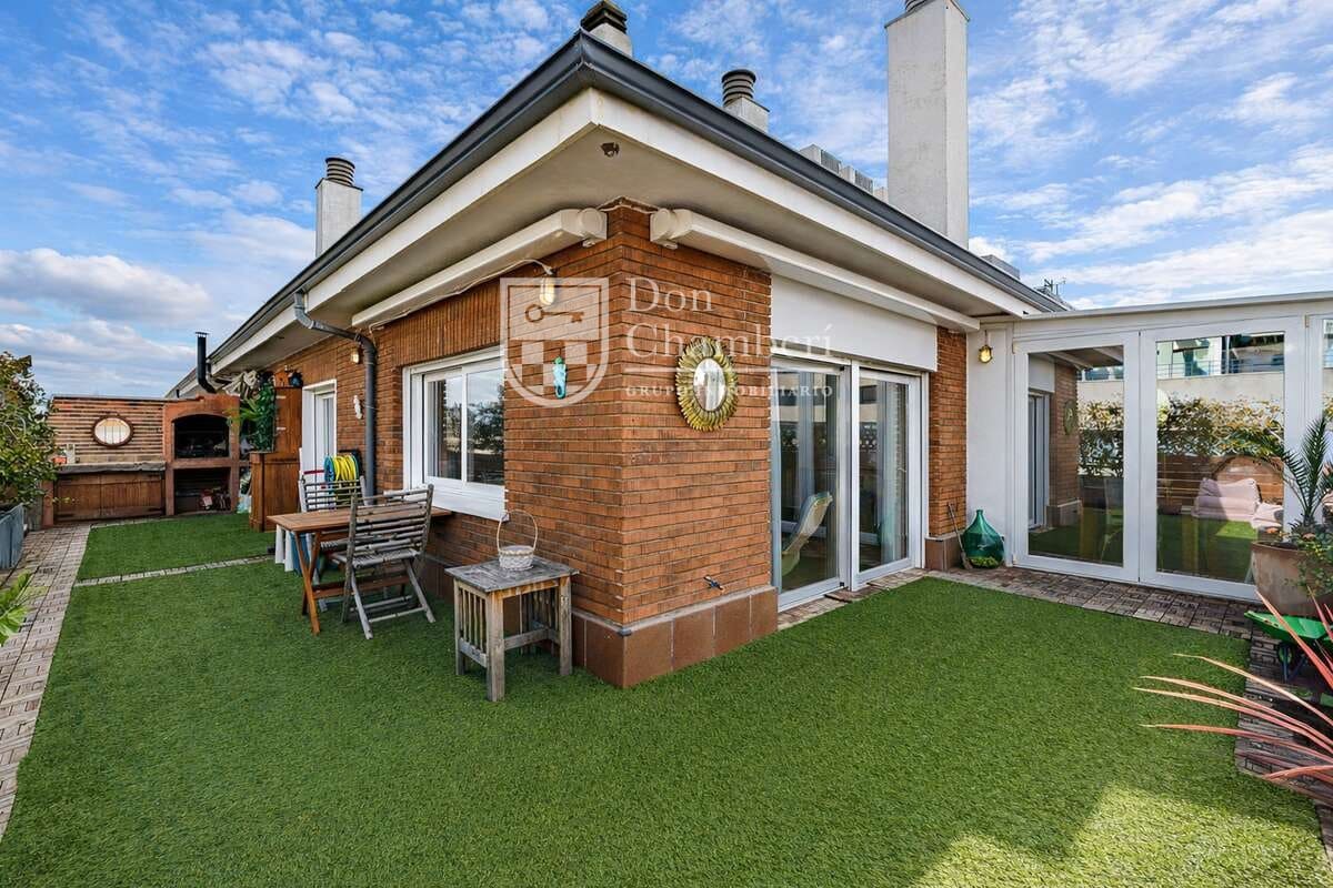 3 soveværelse Lejlighed til salg i Madrid by - € 1.570.000 (Ref: 9646788)