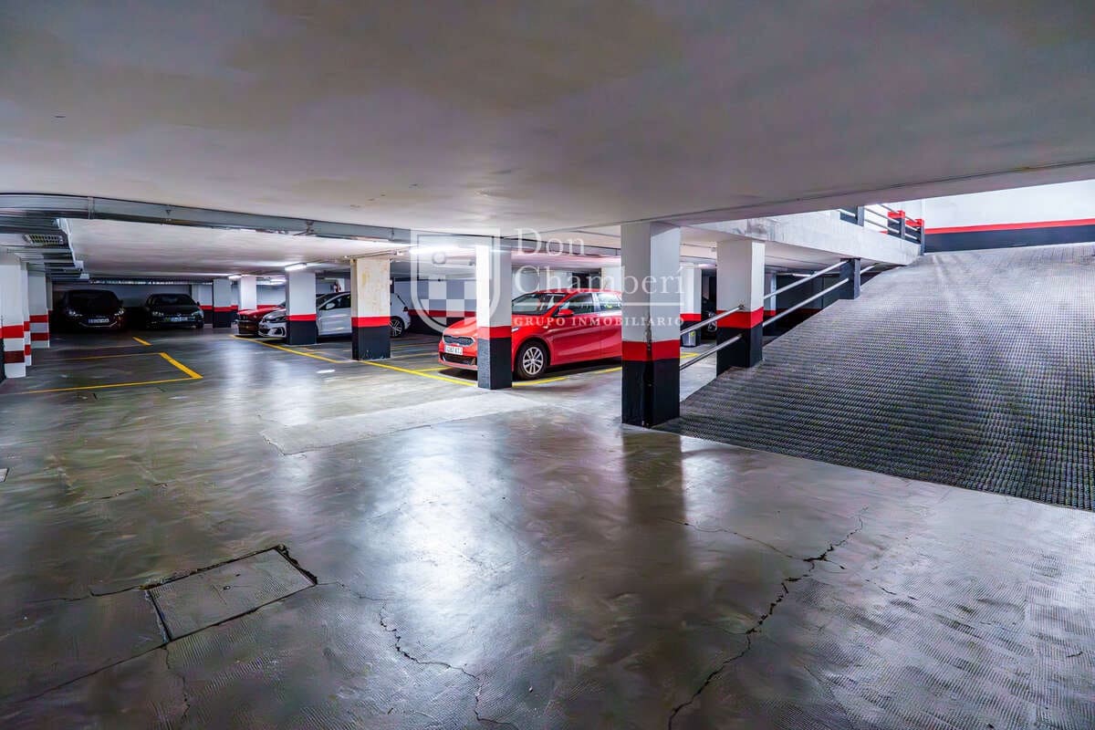 3 soveværelse Lejlighed til salg i Madrid by - € 1.570.000 (Ref: 9646788)