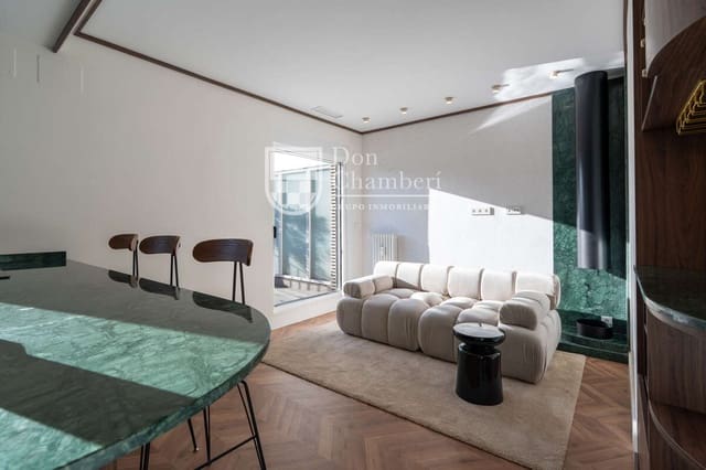 1 chambre Appartement à vendre à Chamberí, Madrid ville - 950 000 € (Ref: 9646789)