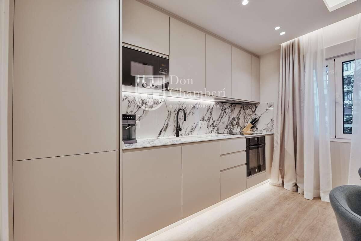 3 Zimmer Wohnung zu verkaufen in Madrid Stadt - 1.169.000 € (Ref: 9646790)