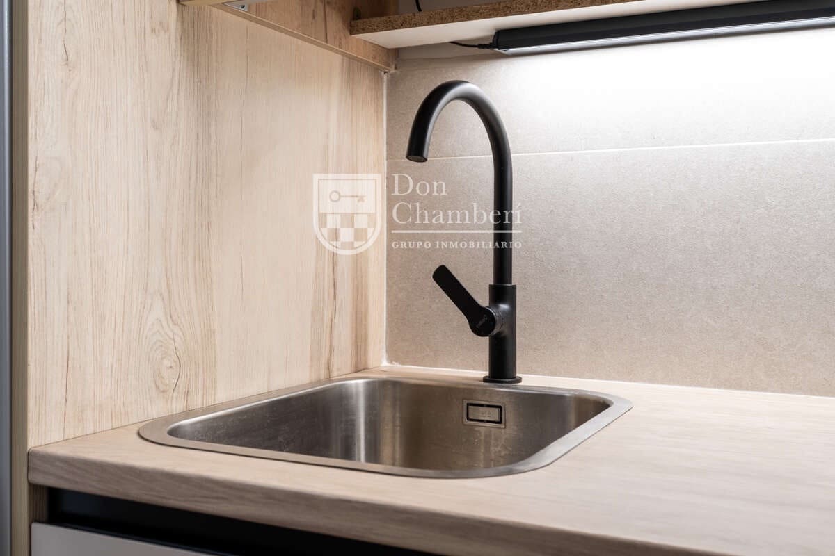 1 bedroom Apartment for rent in Madrid city - € 1,400 (Ref: 9694624)