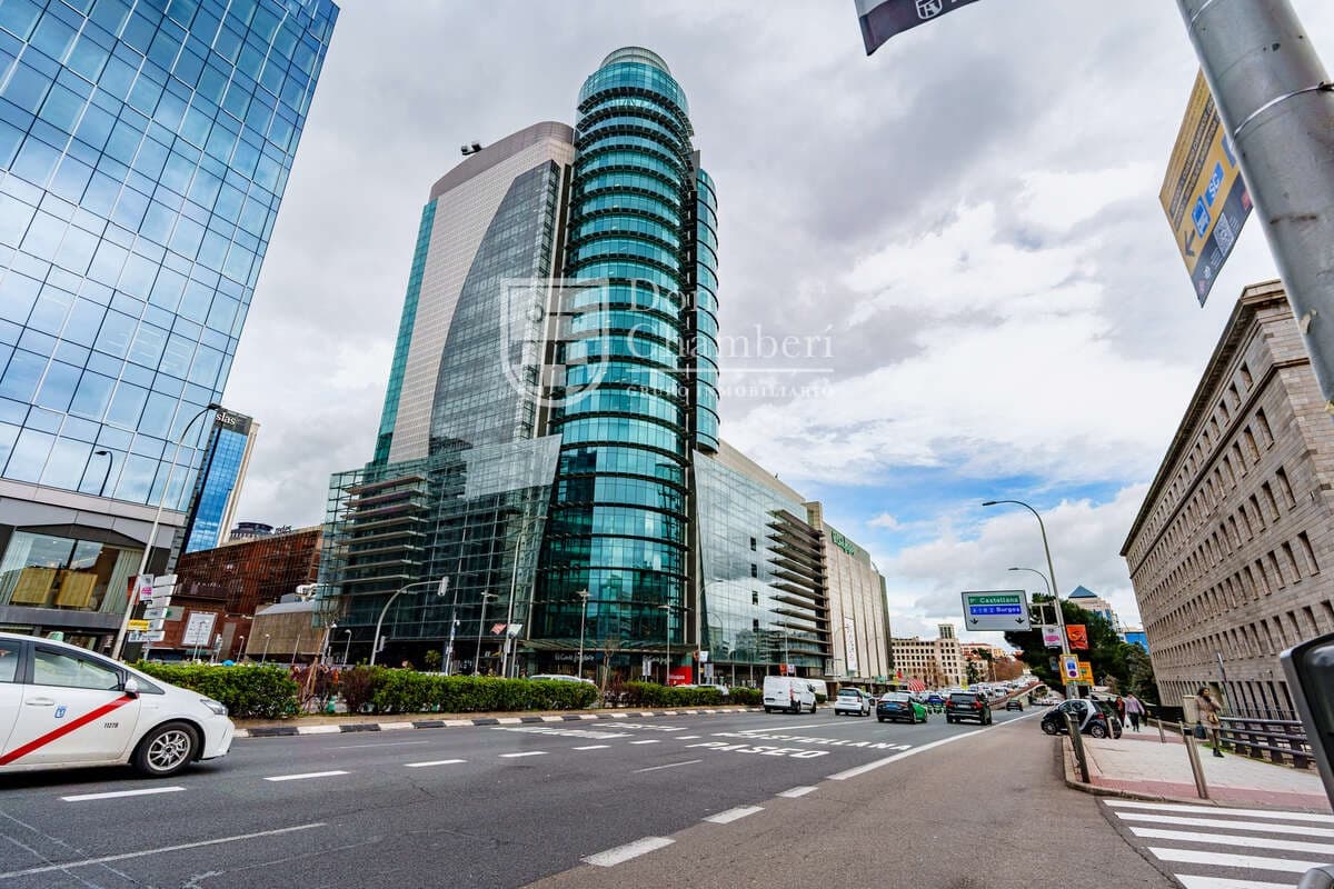 3 bedroom Flat for sale in Madrid city - € 1,495,000 (Ref: 9700374)