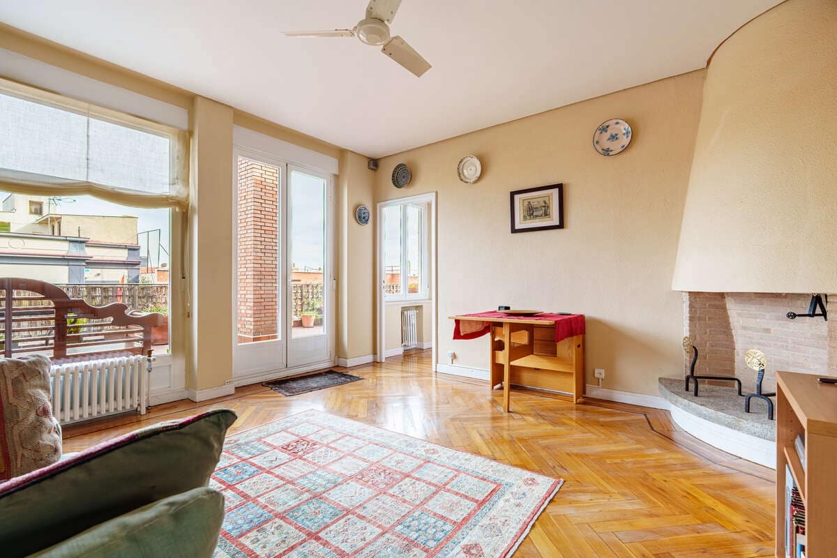 1 slaapkamer Flat te koop in Madrid stad - € 998.000 (Ref: 9710955)