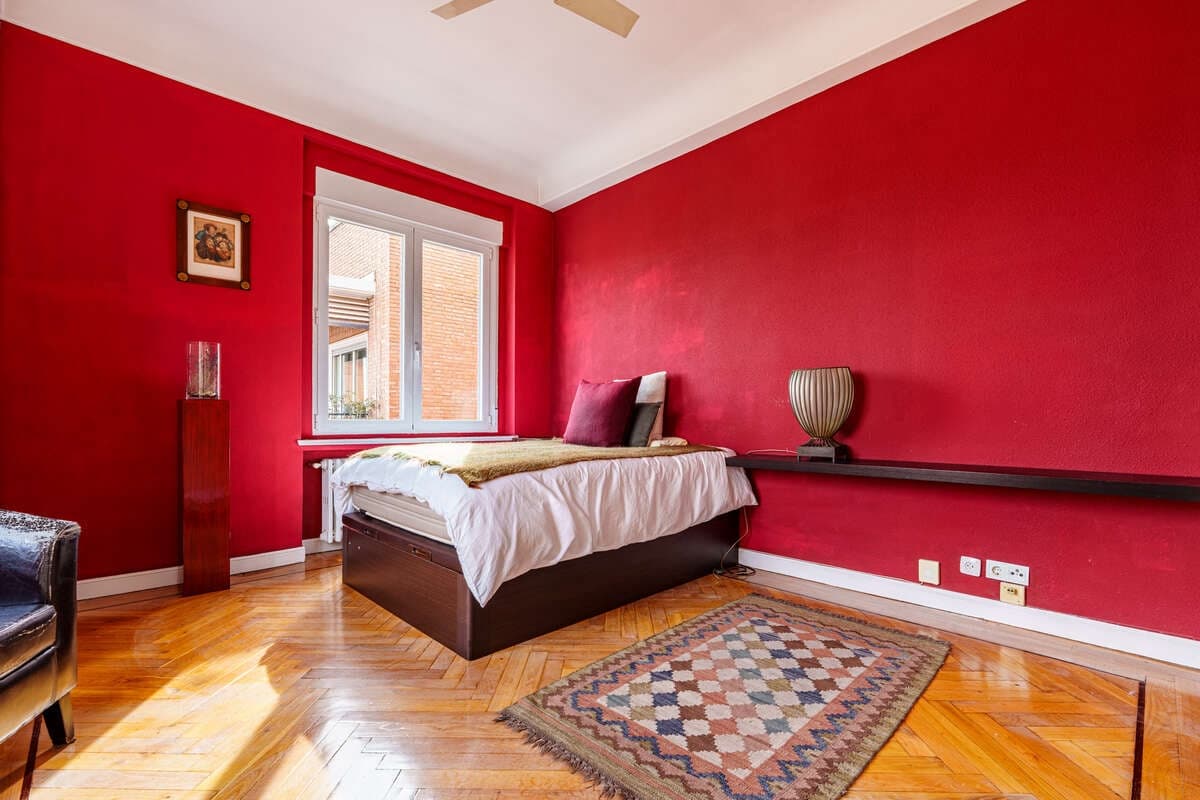 1 slaapkamer Flat te koop in Madrid stad - € 998.000 (Ref: 9710955)