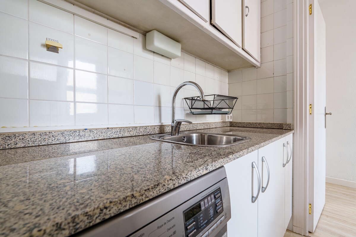 1 slaapkamer Flat te koop in Madrid stad - € 998.000 (Ref: 9710955)