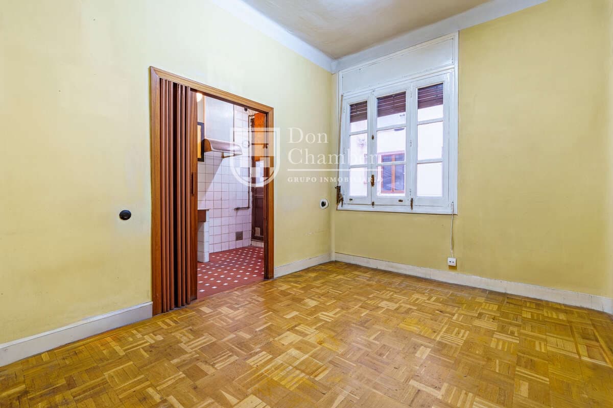 4 slaapkamer Flat te koop in Madrid stad - € 990.000 (Ref: 9710956)