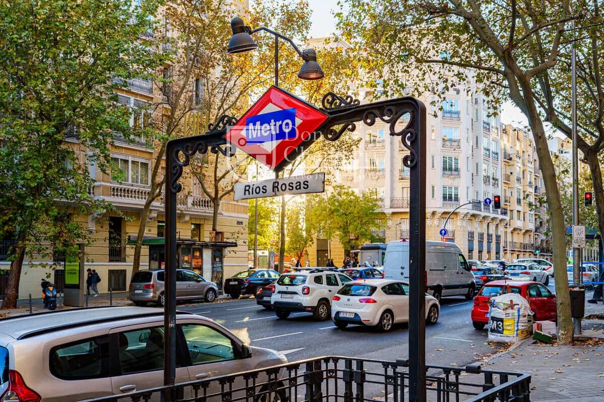 4 slaapkamer Flat te koop in Madrid stad - € 990.000 (Ref: 9710956)