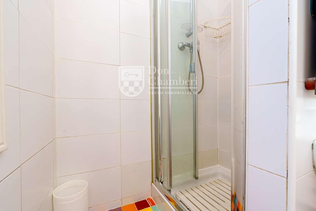 1 soveværelse Lejlighed til leje i Madrid by - € 1.360 (Ref: 9747532)