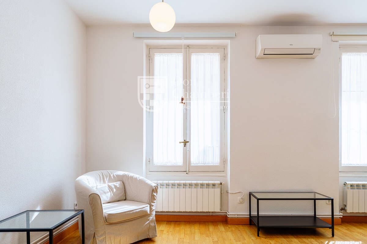 1 soveværelse Lejlighed til leje i Madrid by - € 1.360 (Ref: 9747532)