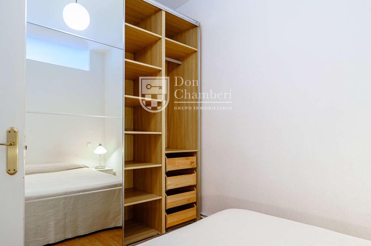 1 soveværelse Lejlighed til leje i Madrid by - € 1.360 (Ref: 9747532)