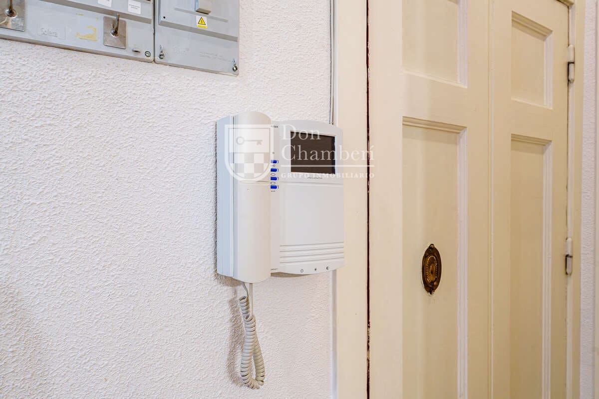 1 soveværelse Lejlighed til leje i Madrid by - € 1.360 (Ref: 9747532)