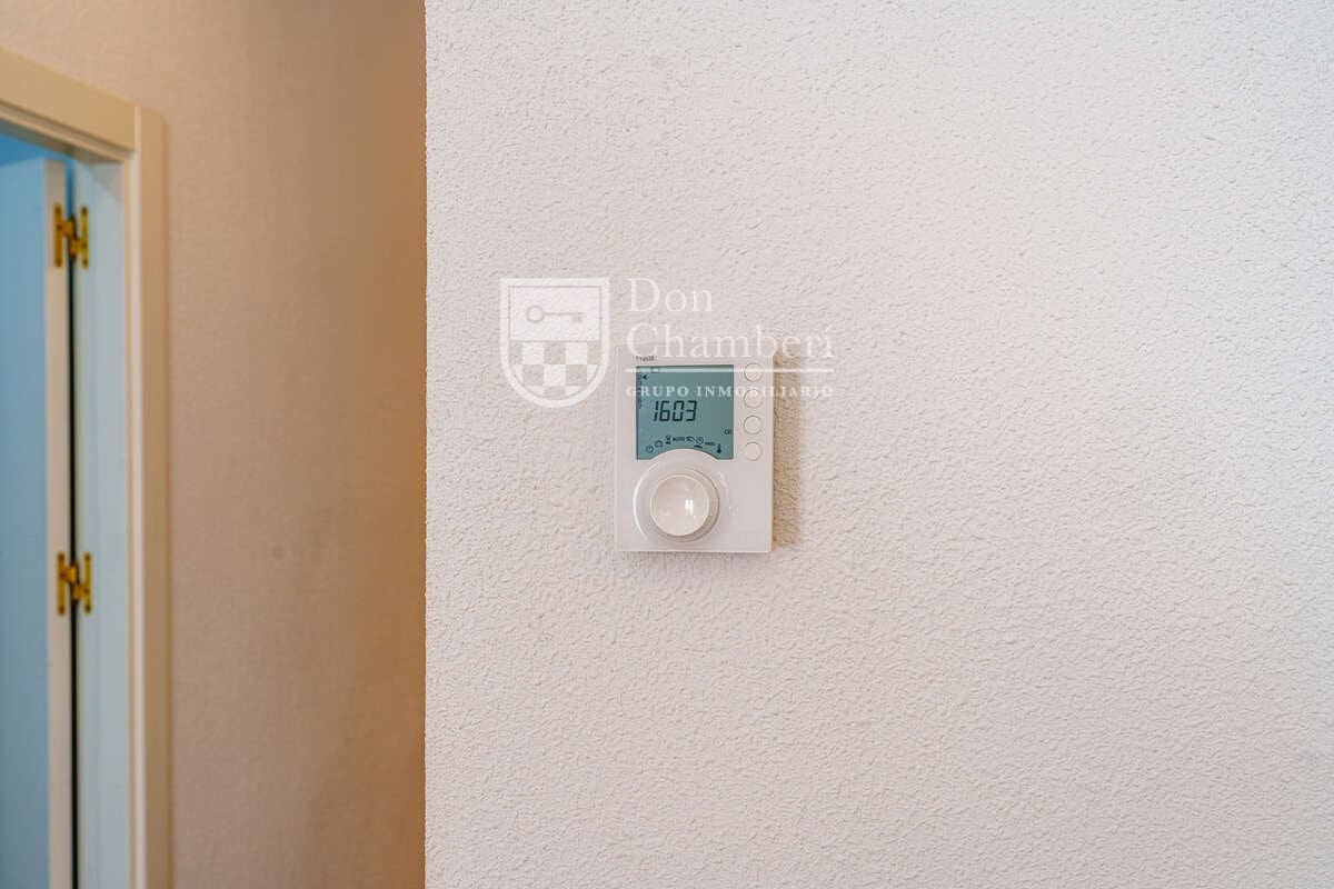 1 soveværelse Lejlighed til leje i Madrid by - € 1.360 (Ref: 9747532)