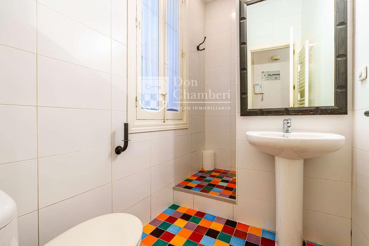 1 soveværelse Lejlighed til leje i Madrid by - € 1.360 (Ref: 9747532)