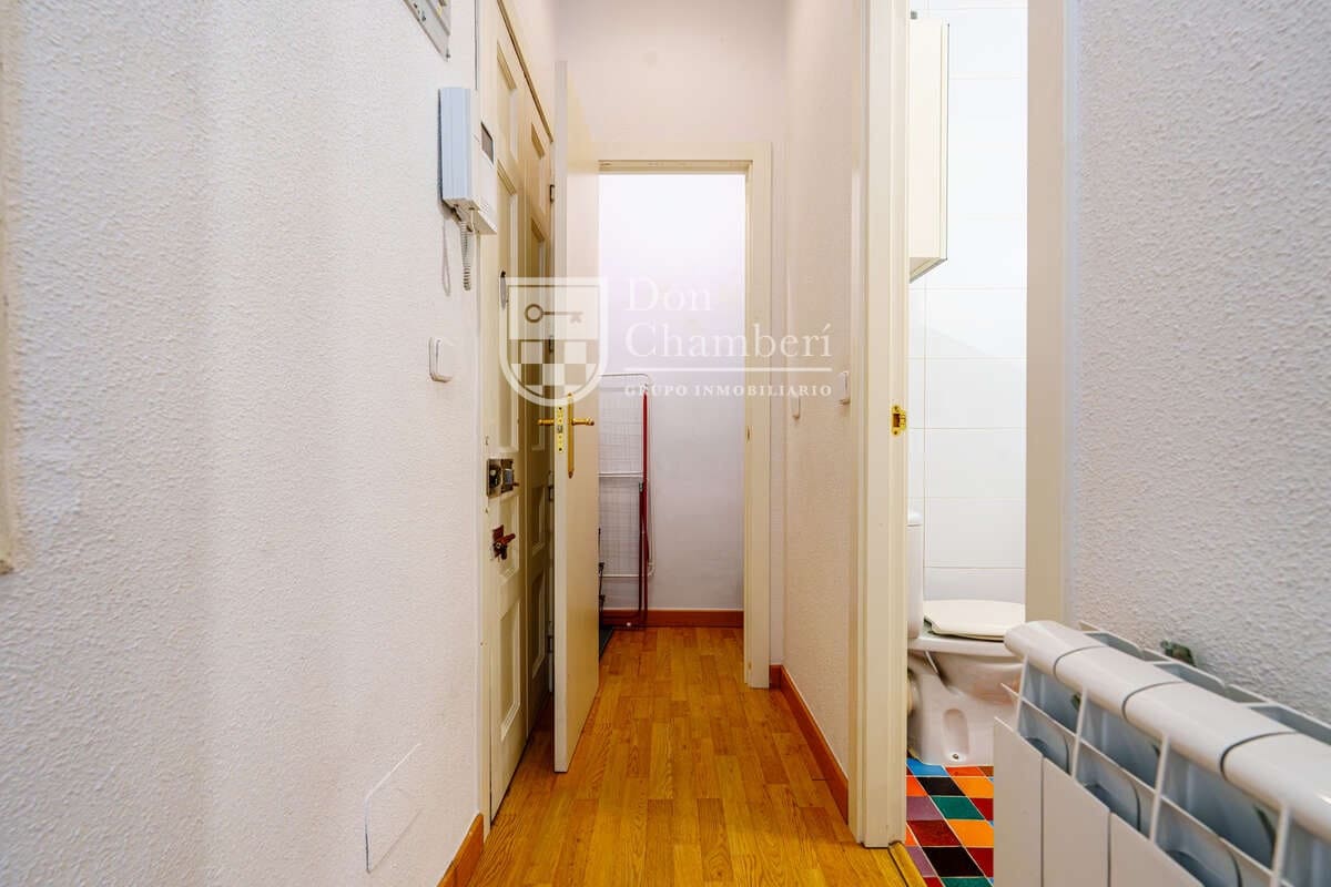 1 soveværelse Lejlighed til leje i Madrid by - € 1.360 (Ref: 9747532)