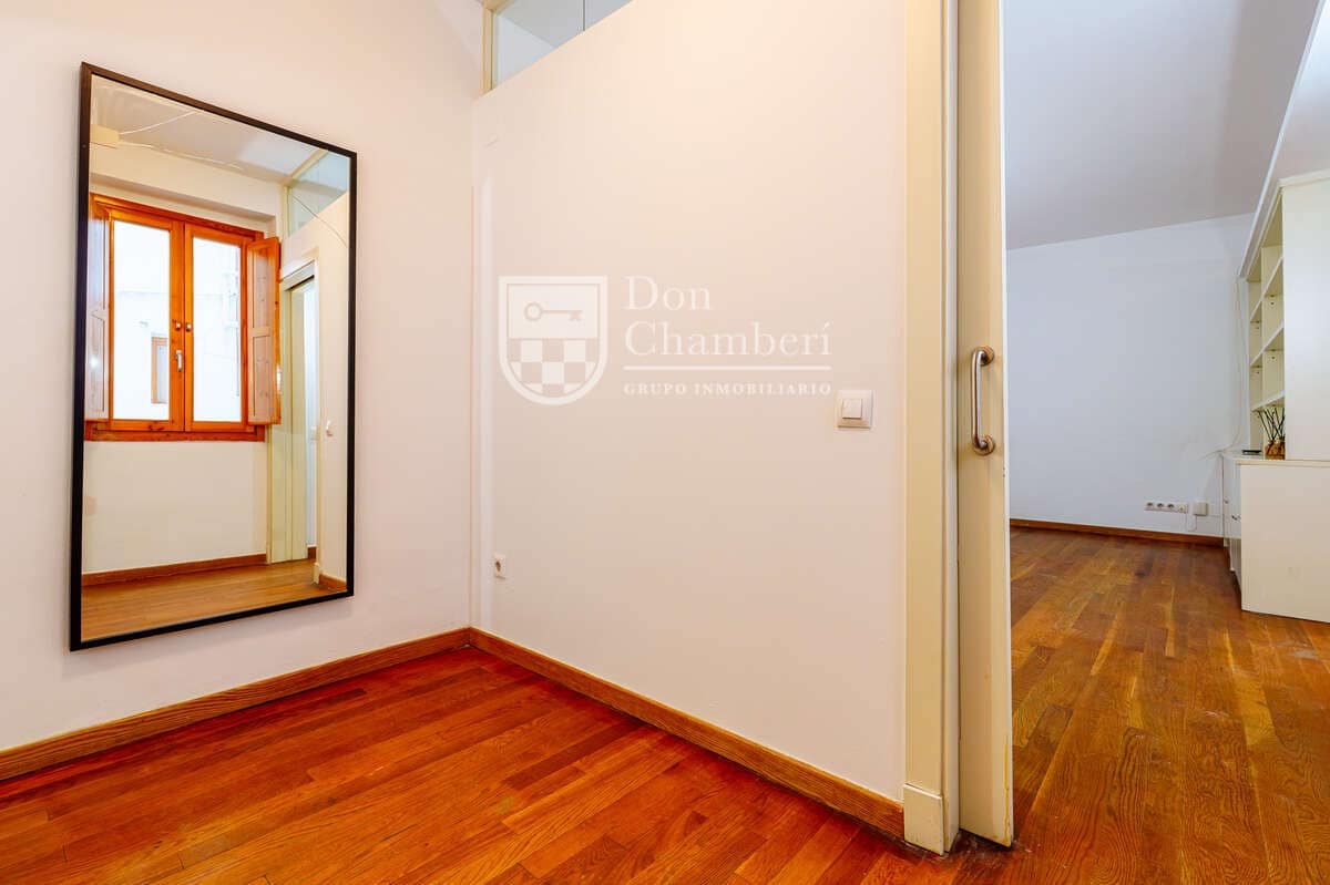 2 bedroom Flat for sale in Madrid city - € 650,000 (Ref: 9747533)