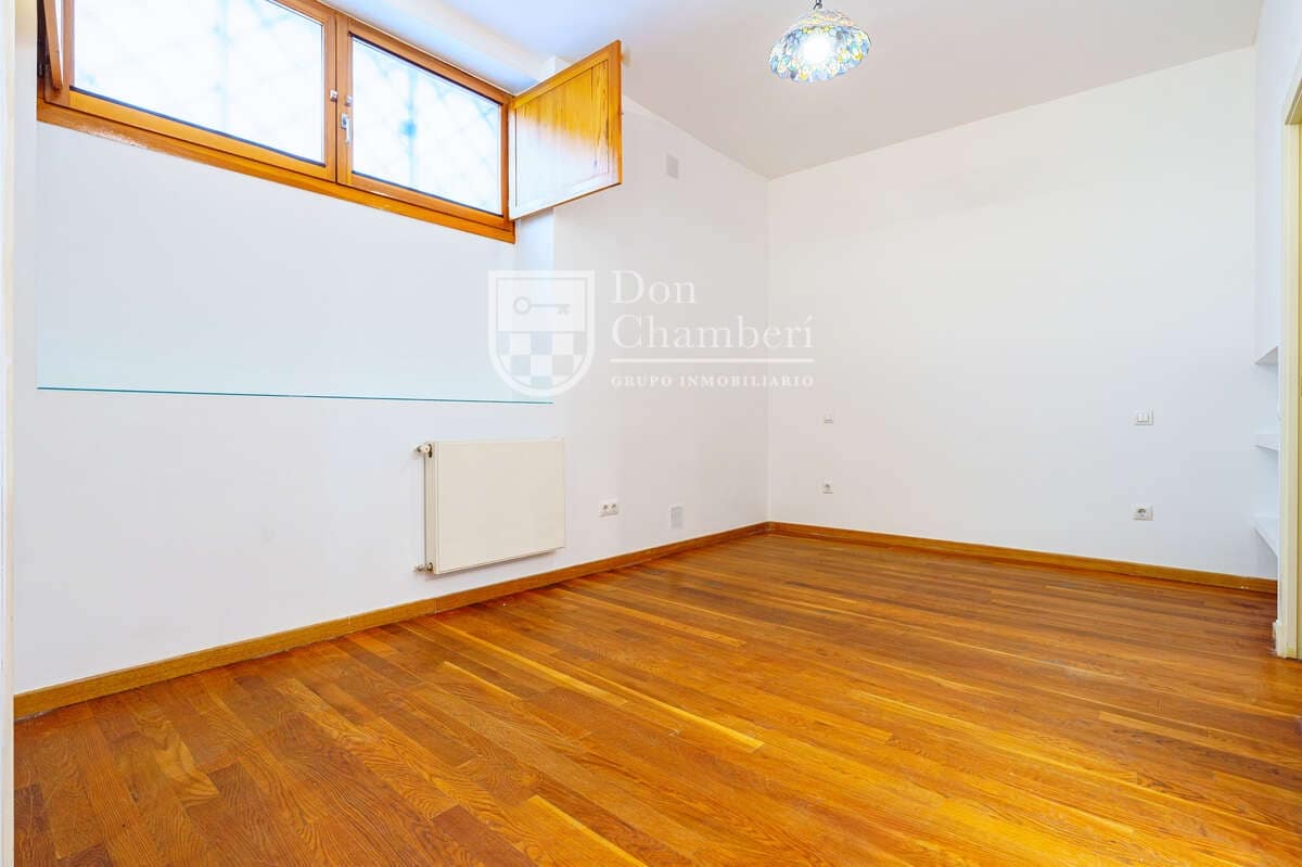 Piso de 2 habitaciones en Madrid ciudad en venta - 638.000 € (Ref: 9747533)