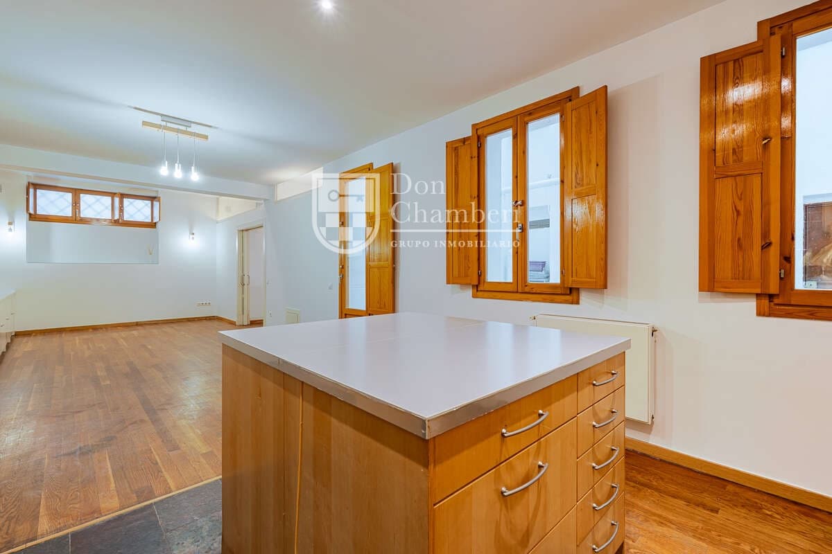 Piso de 2 habitaciones en Madrid ciudad en venta - 638.000 € (Ref: 9747533)