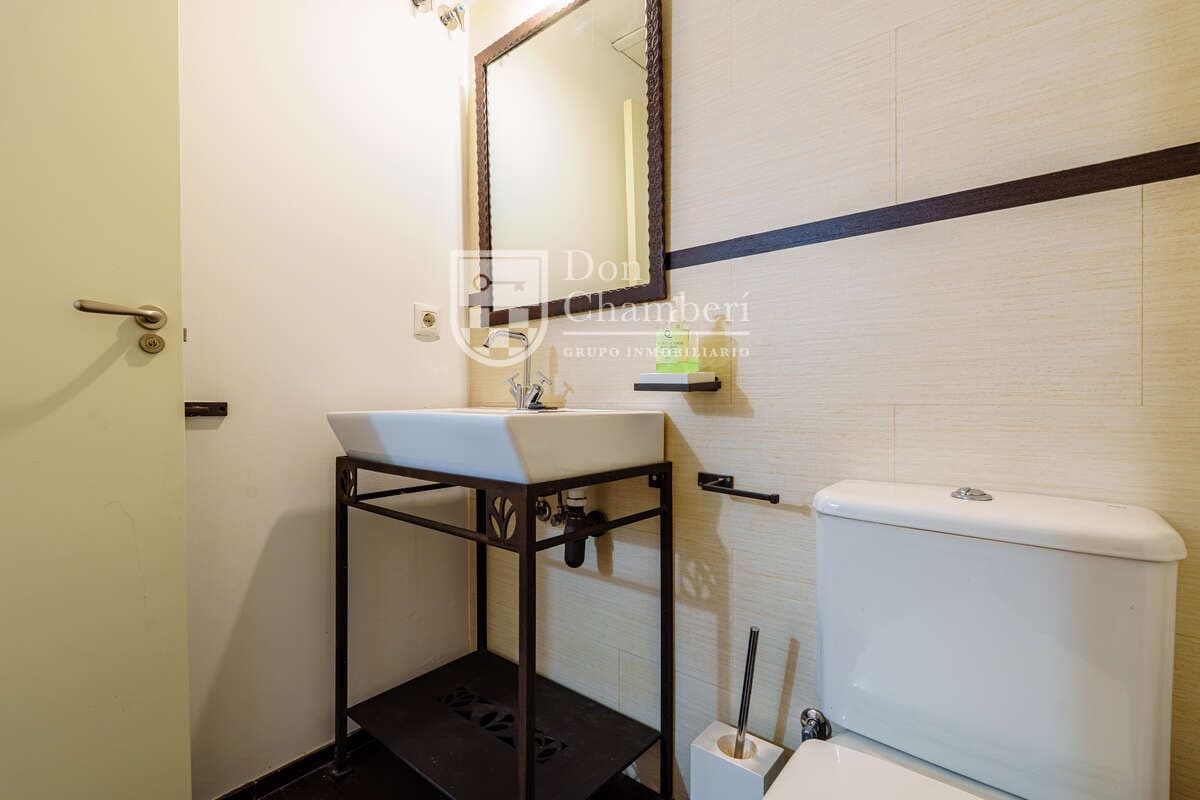 Piso de 2 habitaciones en Madrid ciudad en venta - 638.000 € (Ref: 9747533)