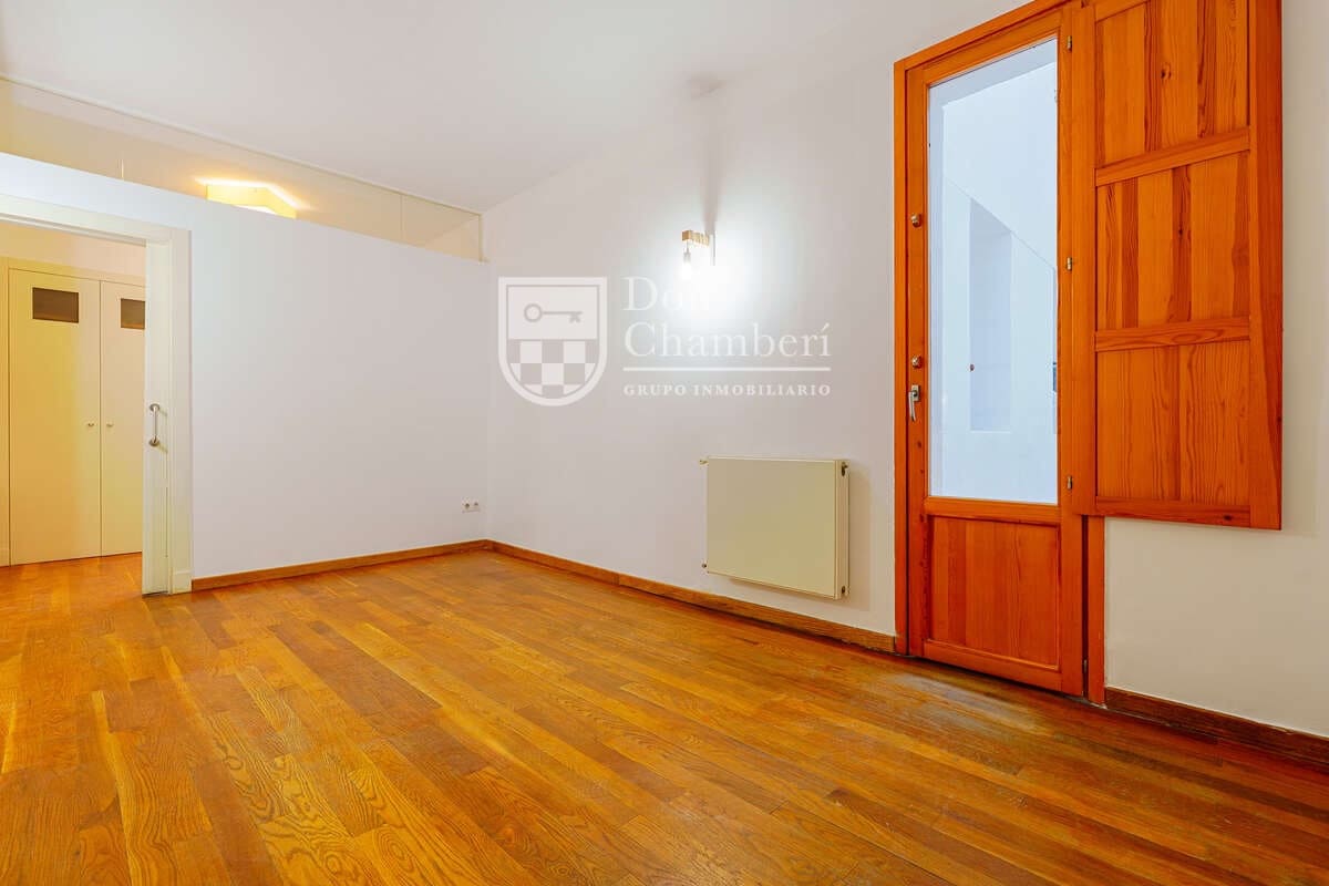 Piso de 2 habitaciones en Madrid ciudad en venta - 638.000 € (Ref: 9747533)