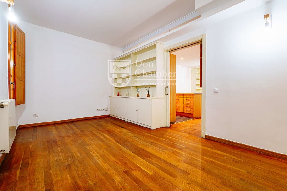 Piso de 2 habitaciones en Madrid ciudad en venta - 638.000 € (Ref: 9747533)