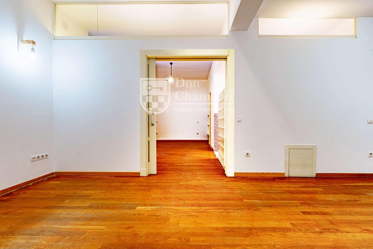 Piso de 2 habitaciones en Madrid ciudad en venta - 638.000 € (Ref: 9747533)