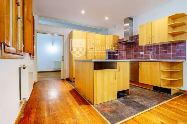 2 soveværelse Lejlighed til salg i Chamberí, Madrid by - € 638.000 (Ref: 9747533)