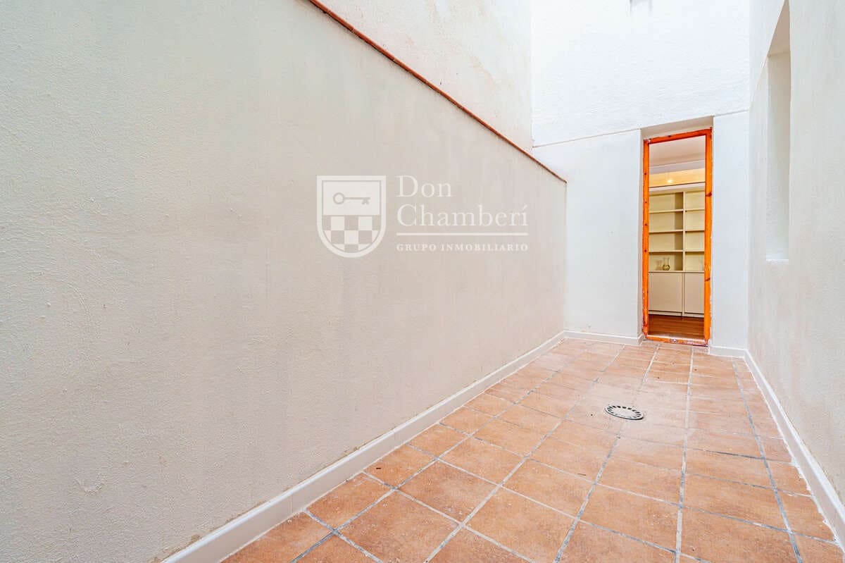 Piso de 2 habitaciones en Madrid ciudad en venta - 638.000 € (Ref: 9747533)