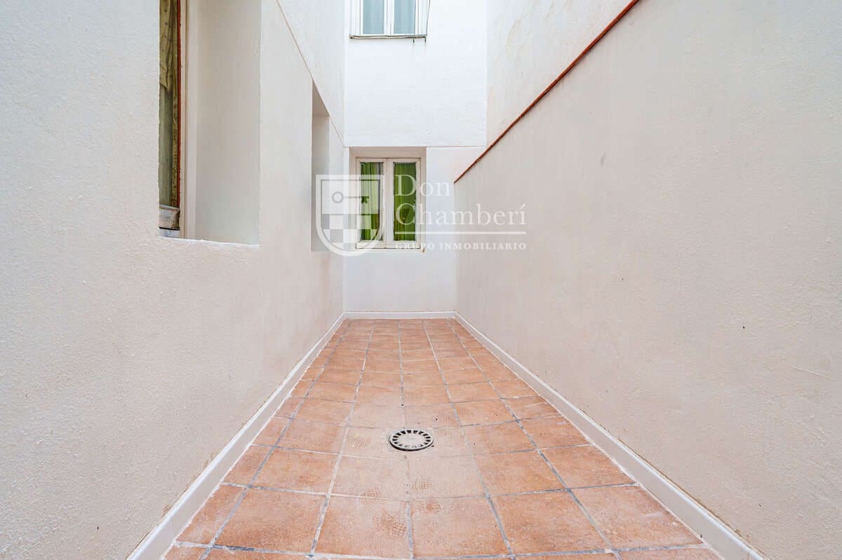Piso de 2 habitaciones en Madrid ciudad en venta - 638.000 € (Ref: 9747533)