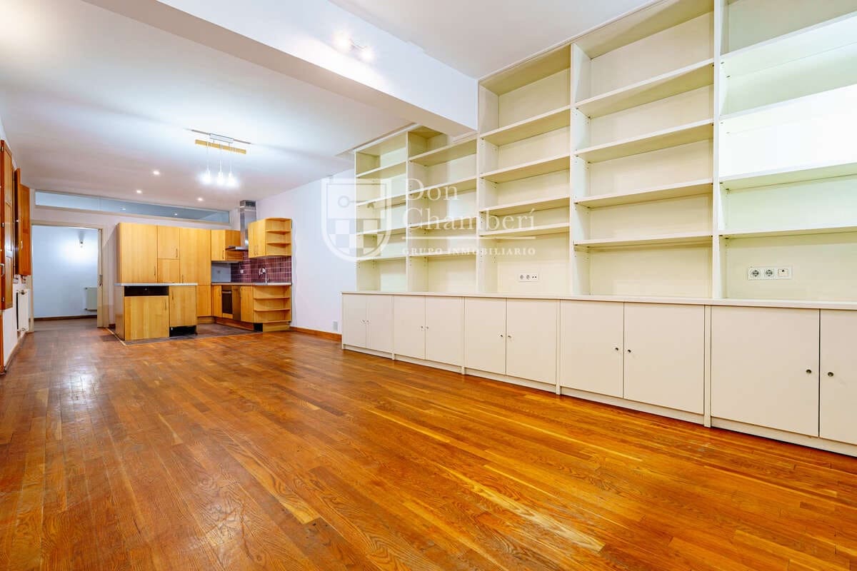 Piso de 2 habitaciones en Madrid ciudad en venta - 638.000 € (Ref: 9747533)