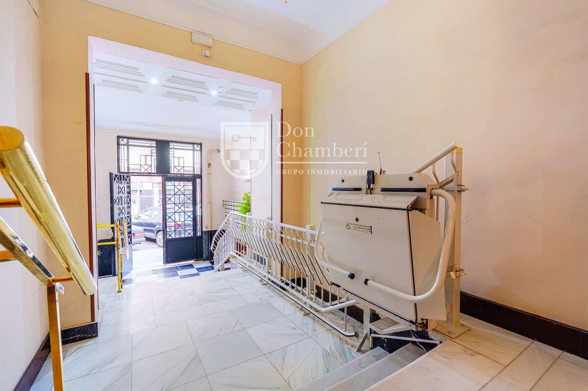 Piso de 2 habitaciones en Madrid ciudad en venta - 638.000 € (Ref: 9747533)