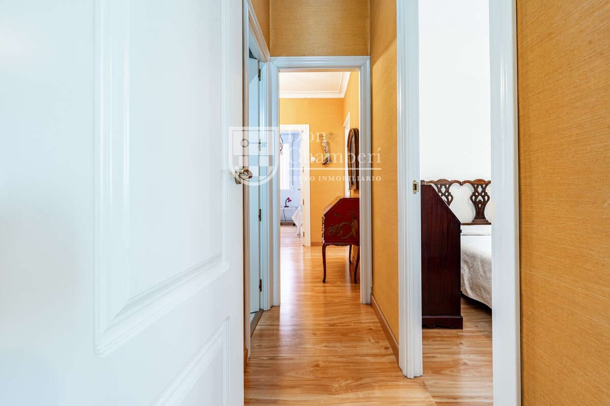 4 chambre Appartement à vendre à Madrid ville - 705 000 € (Ref: 9758357)