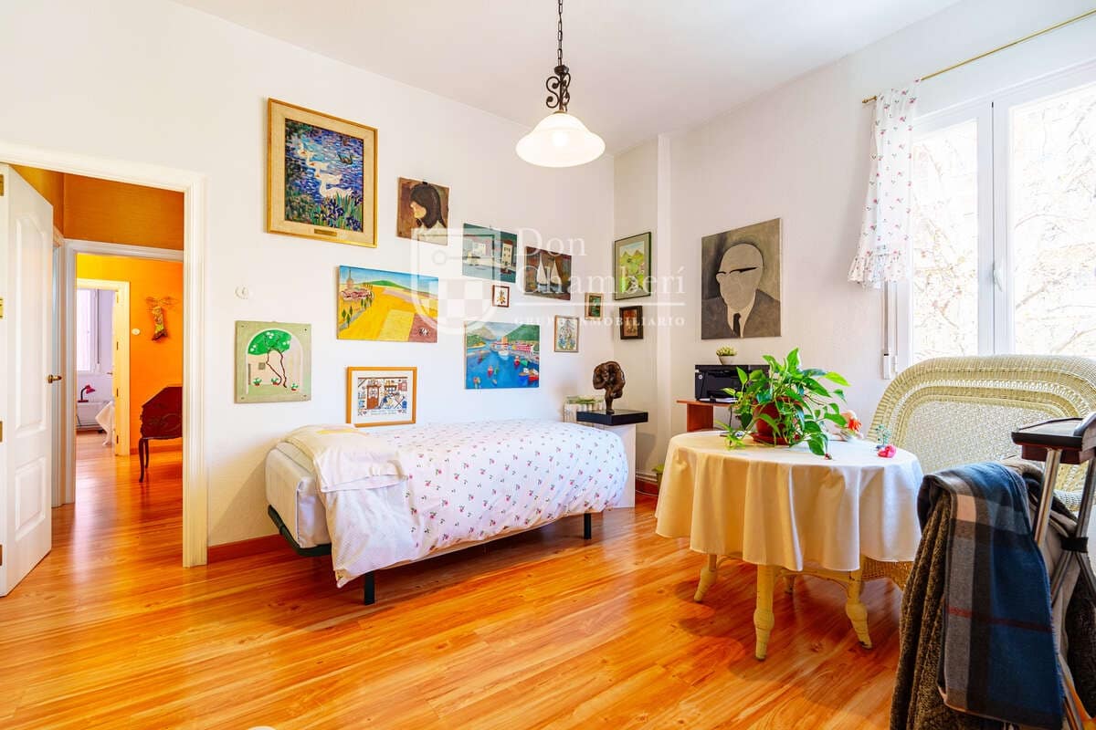 4 chambre Appartement à vendre à Madrid ville - 705 000 € (Ref: 9758357)