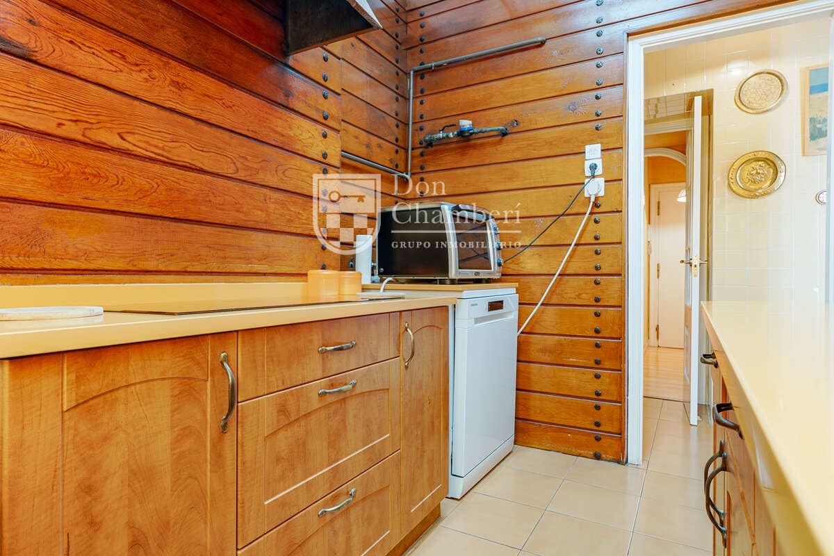 4 chambre Appartement à vendre à Madrid ville - 705 000 € (Ref: 9758357)